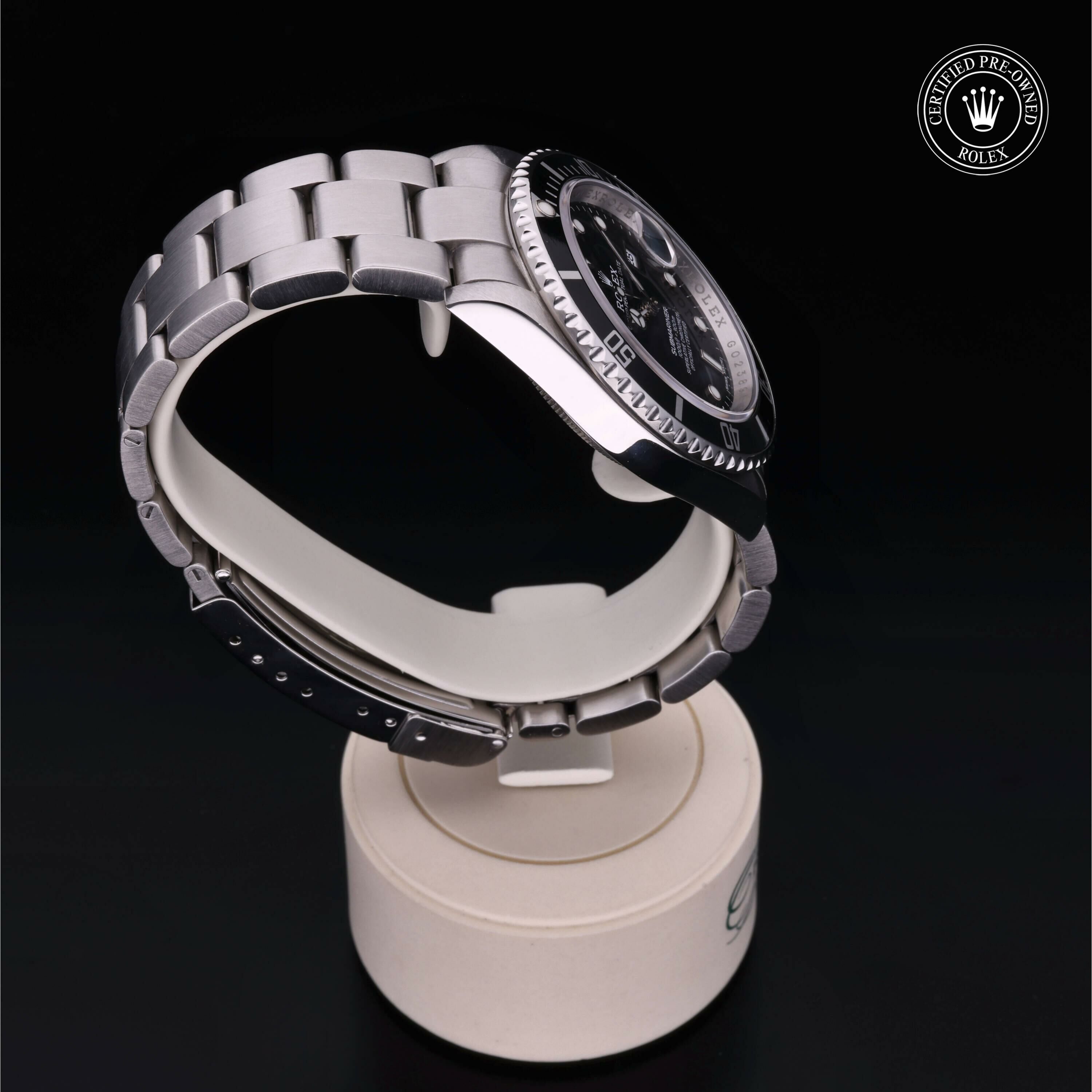 Rolex Oyster Perpetual Submariner Date in Steel M16610-0007 at Ferret - view 27