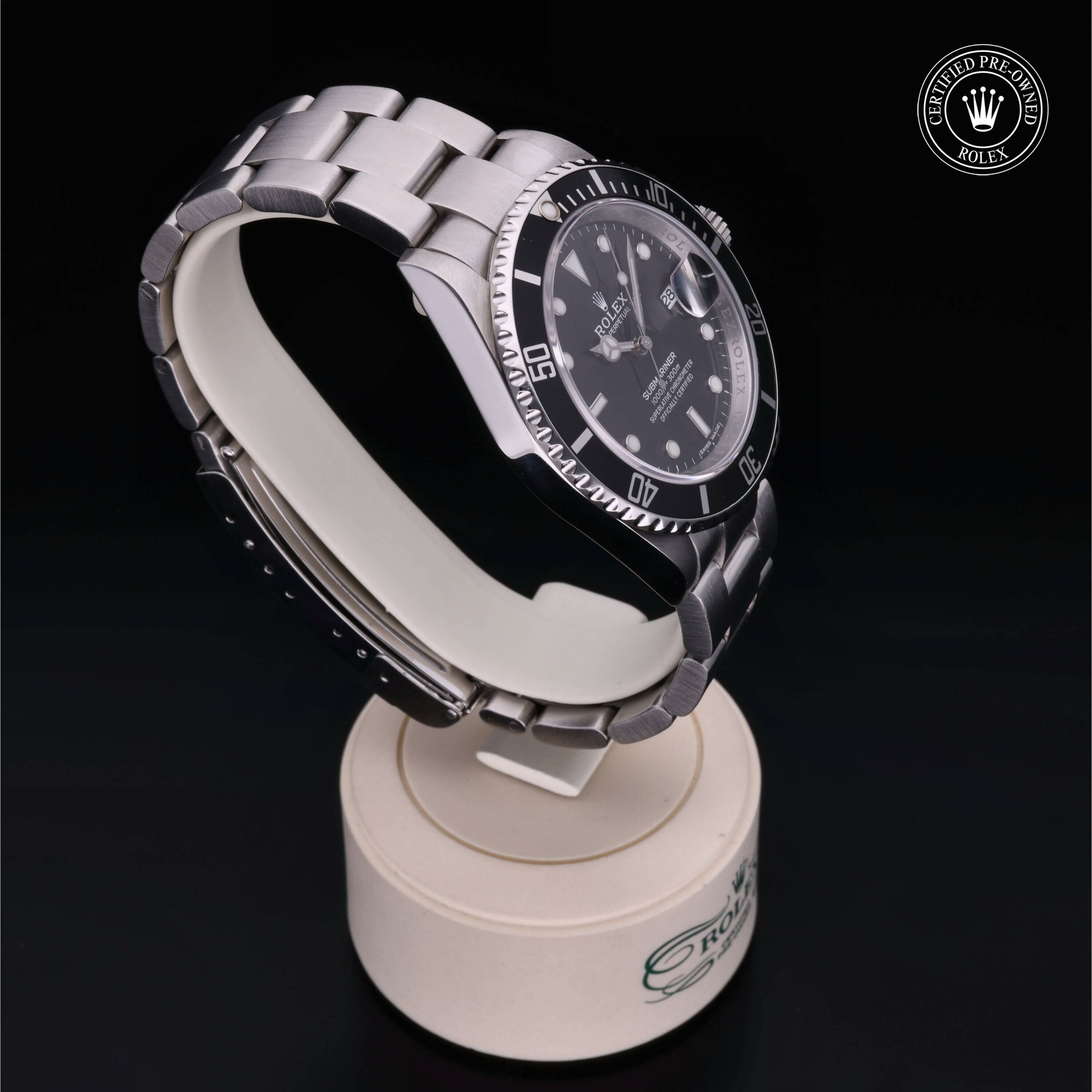 Rolex Oyster Perpetual Submariner Date in Steel M16610-0007 at Ferret - view 30