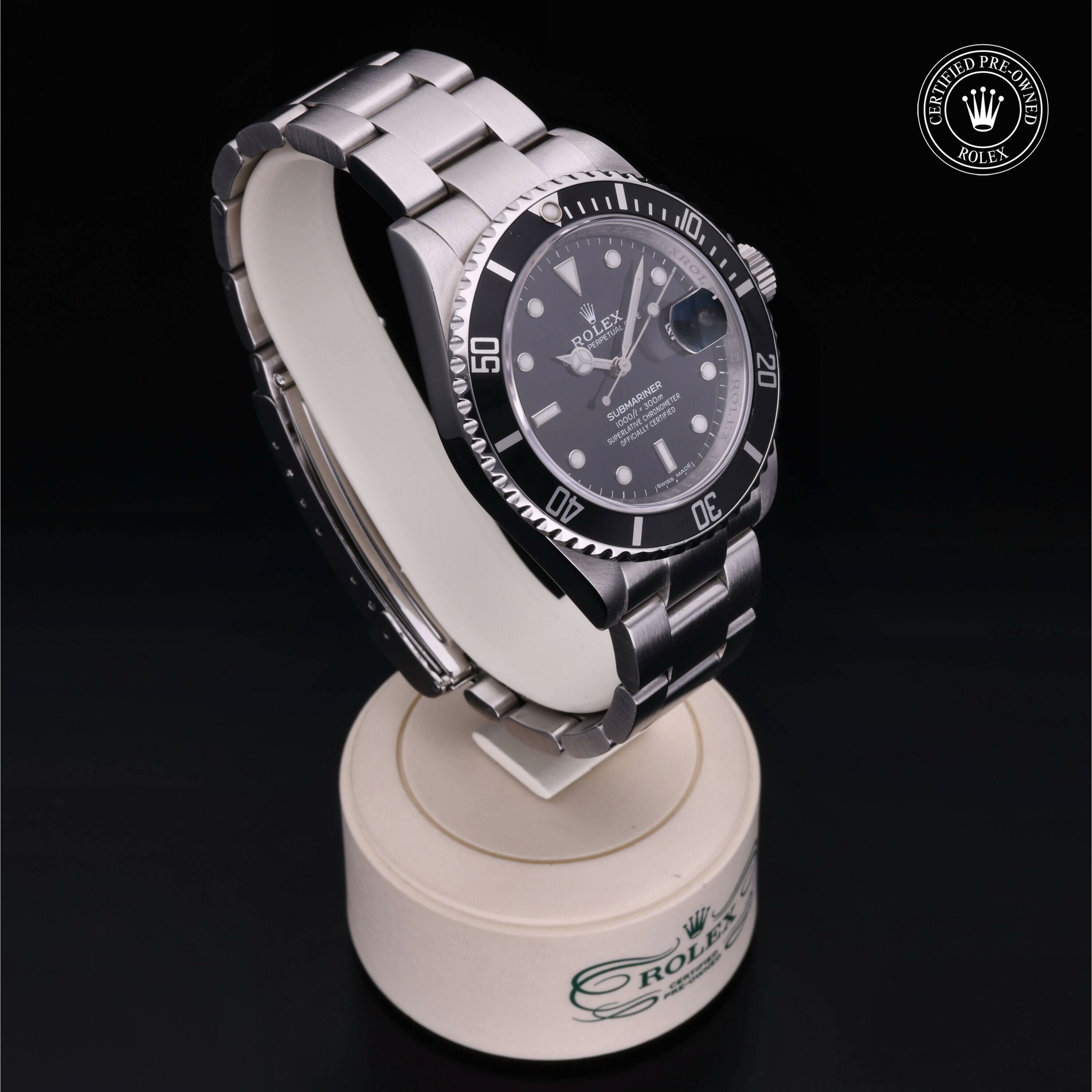 Rolex Oyster Perpetual Submariner Date in Steel M16610-0007 at Ferret - view 32