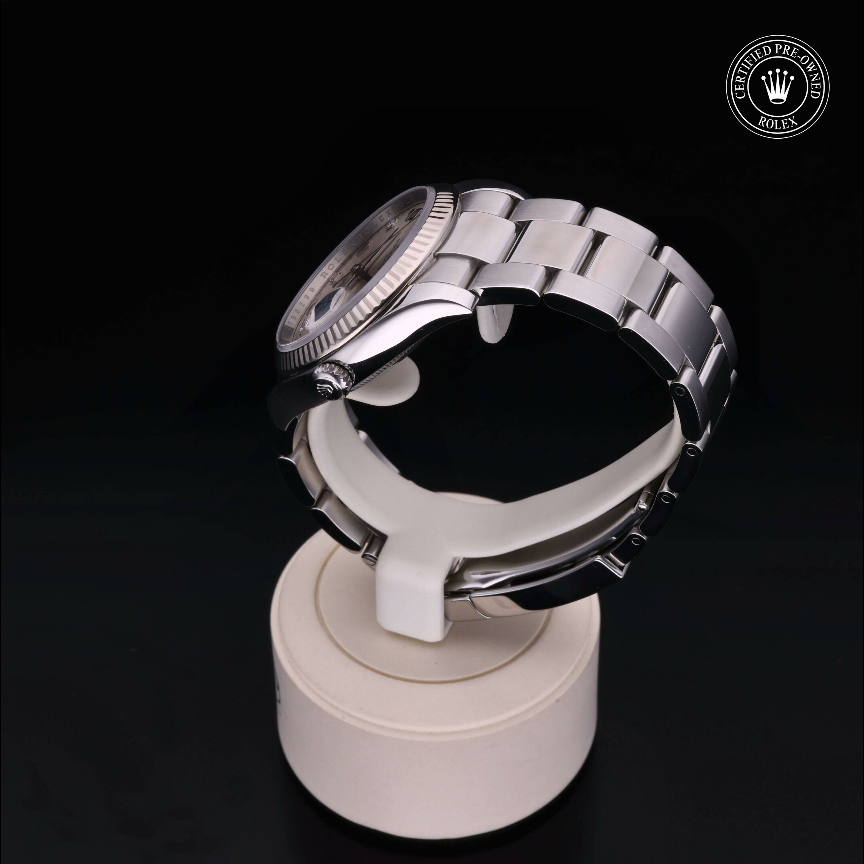 Rolex Date 34 in Rolesor 18 Carat White M115234-0012 at Ferret - view 12