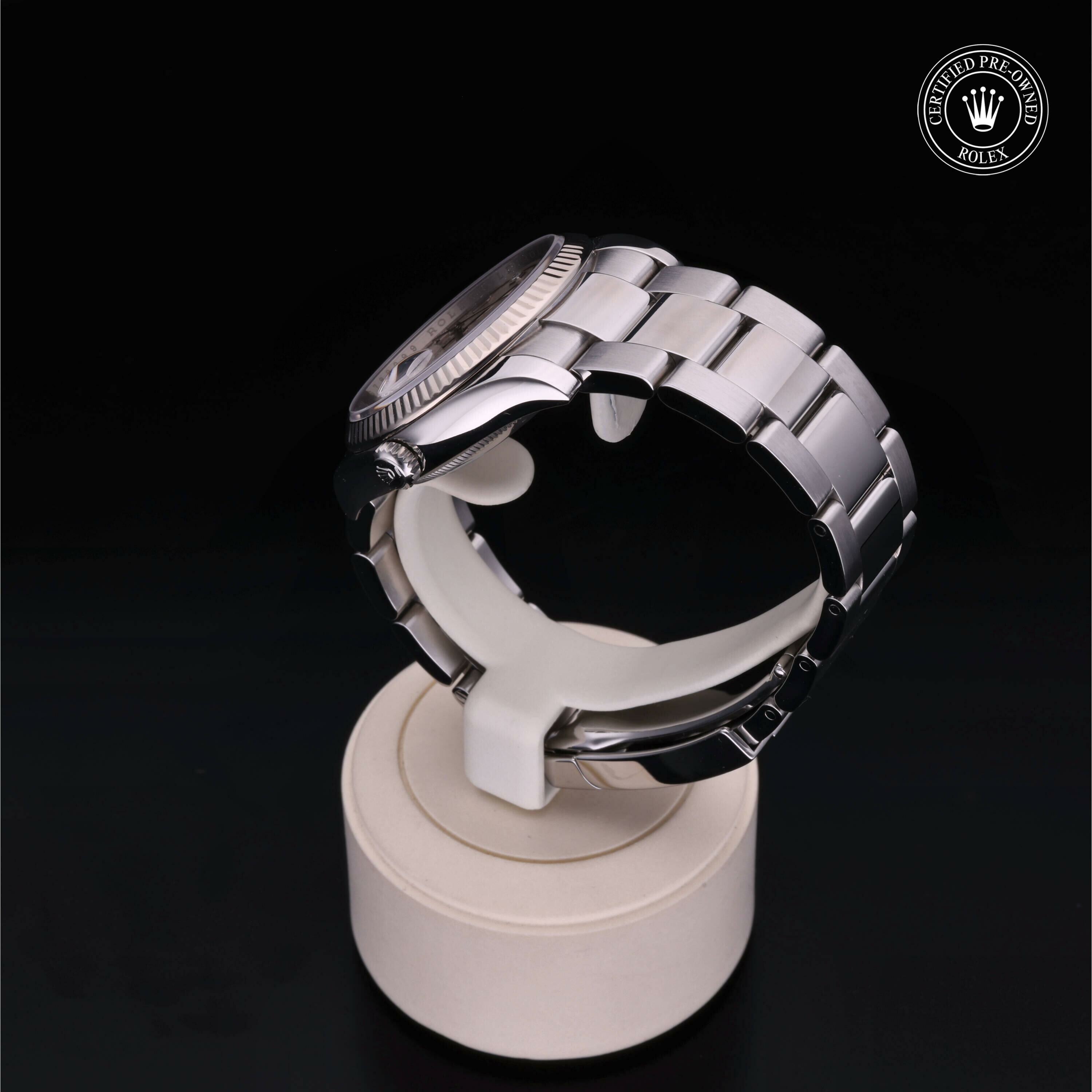 Rolex Date 34 in Rolesor 18 Carat White M115234-0012 at Ferret - view 13