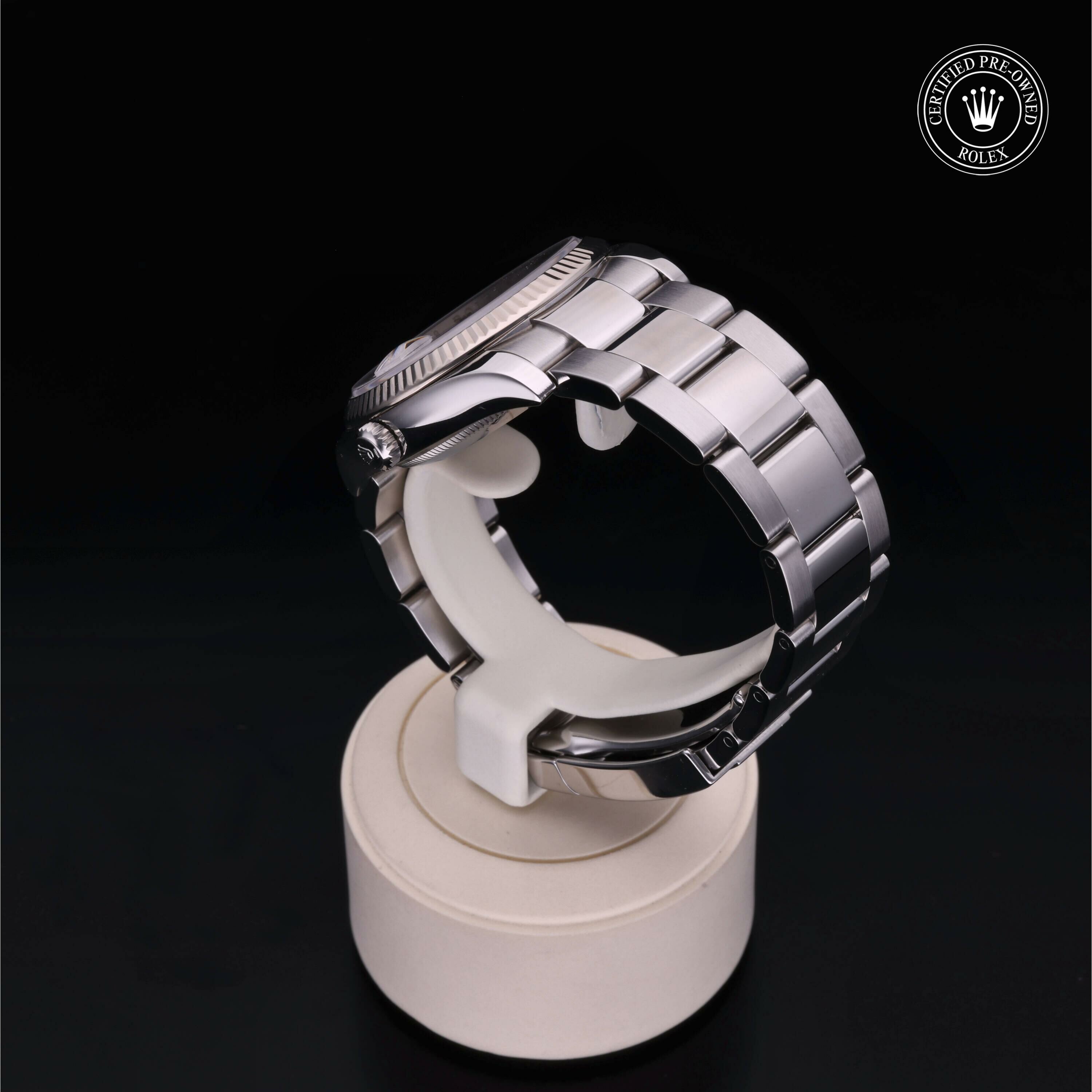Rolex Date 34 in Rolesor 18 Carat White M115234-0012 at Ferret - view 14