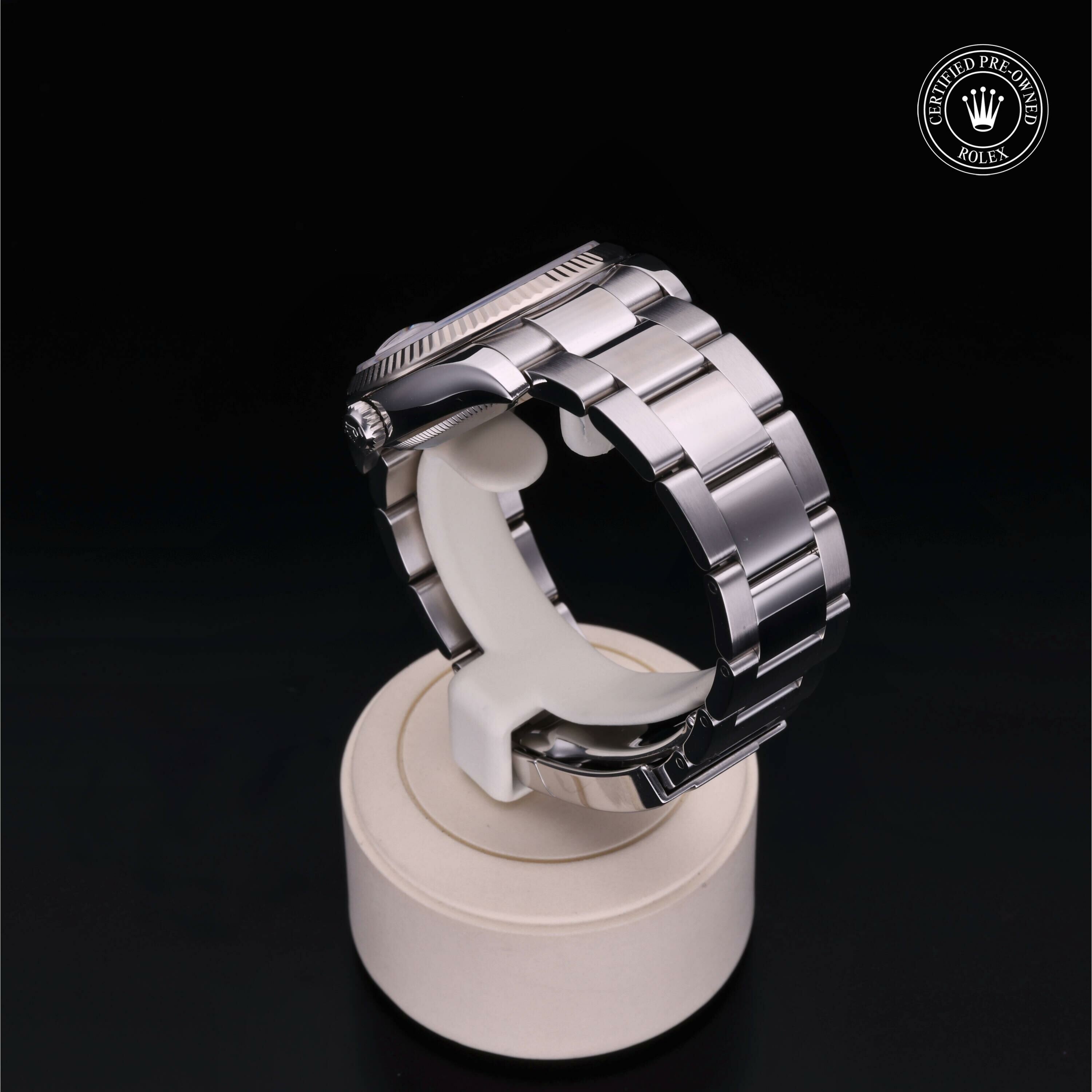 Rolex Date 34 in Rolesor 18 Carat White M115234-0012 at Ferret - view 15