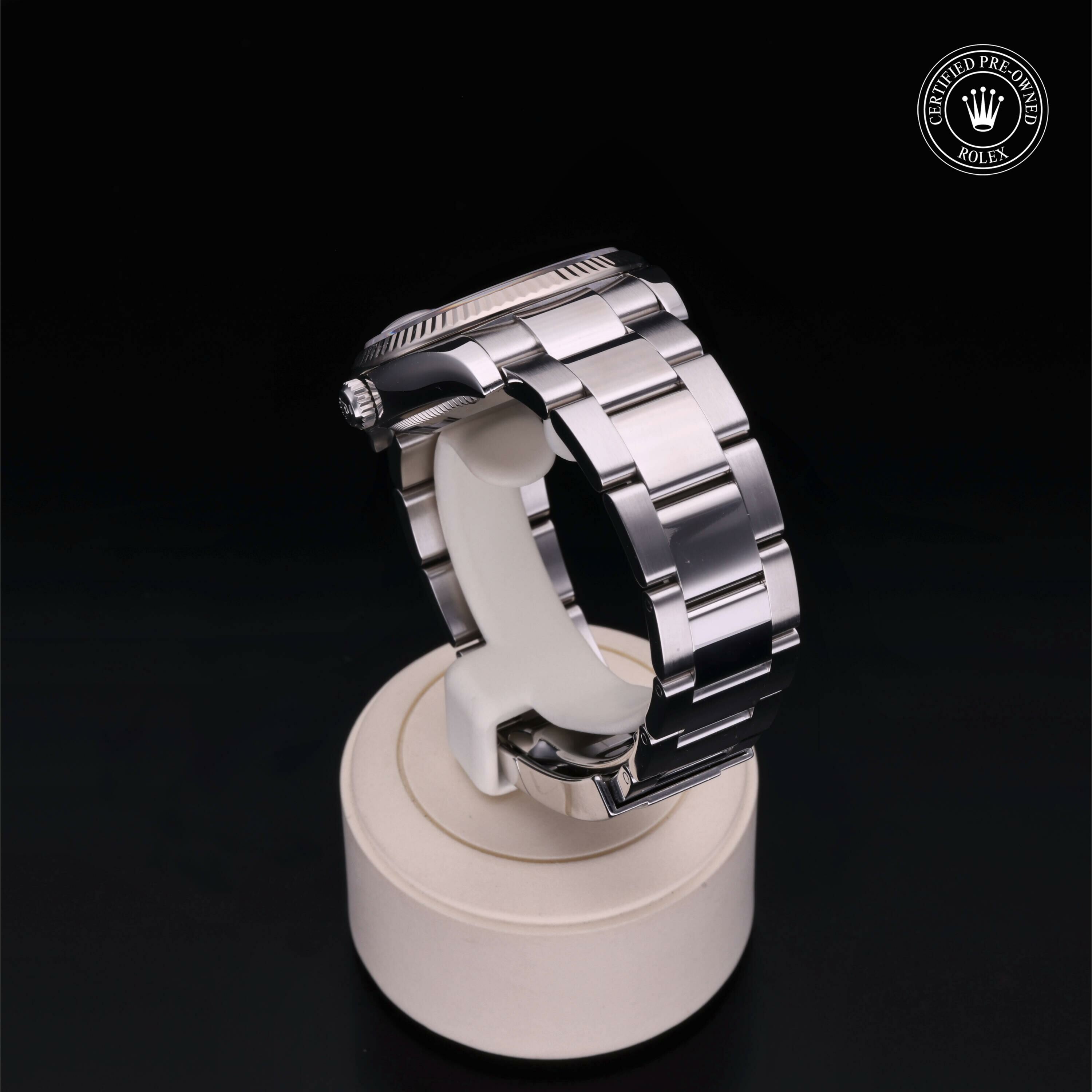 Rolex Date 34 in Rolesor 18 Carat White M115234-0012 at Ferret - view 16