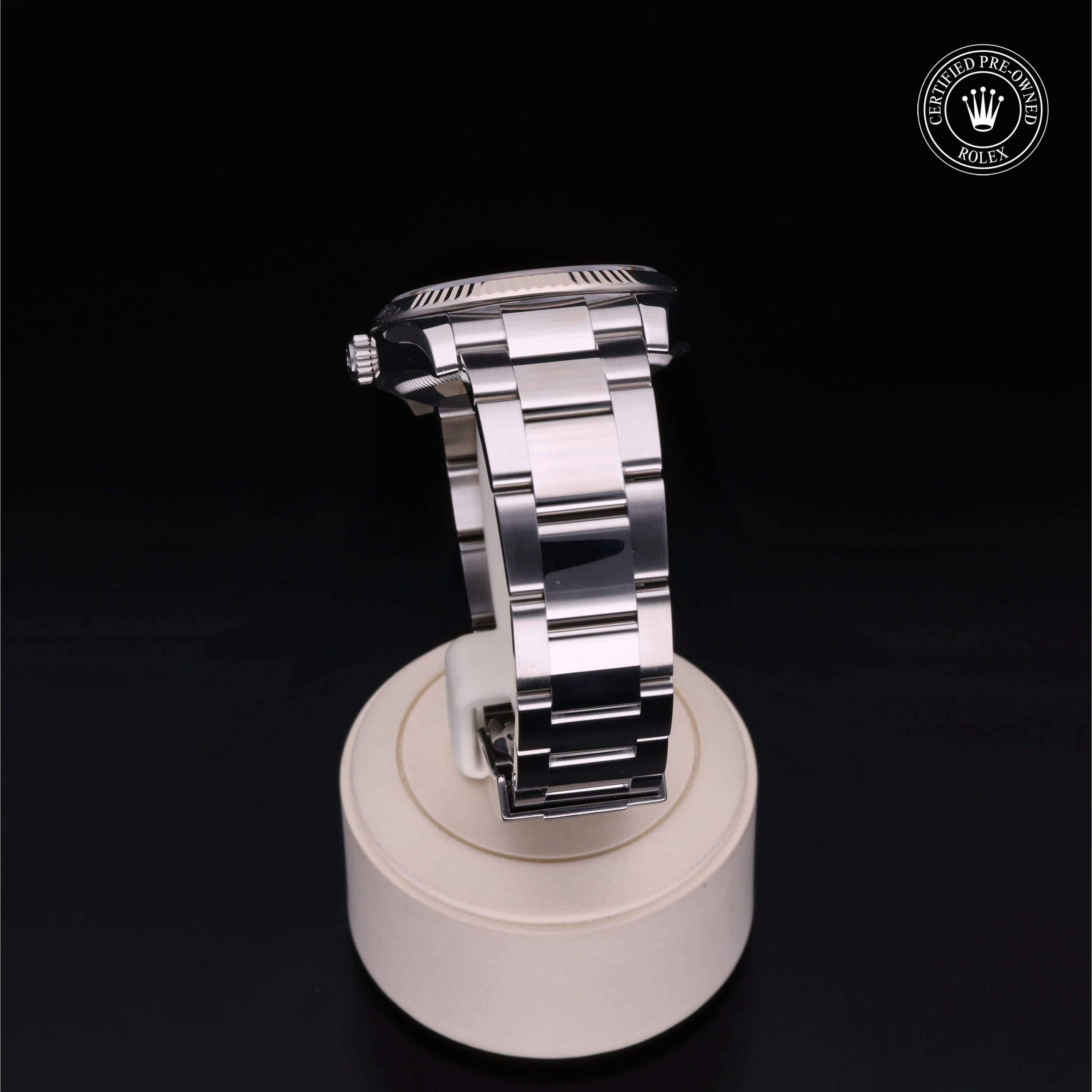 Rolex Date 34 in Rolesor 18 Carat White M115234-0012 at Ferret - view 18