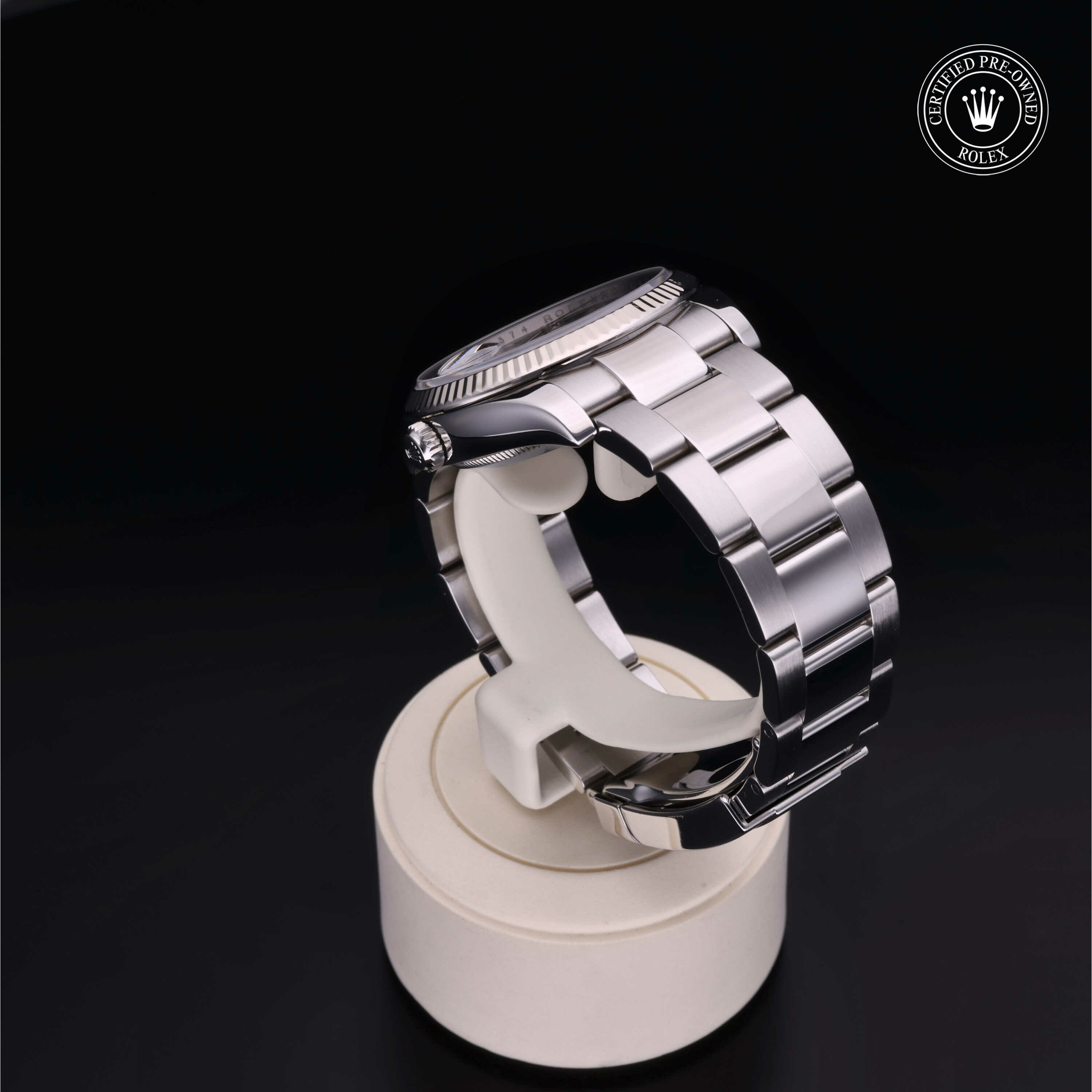 Rolex Oyster Perpetual Date 34 in Rolesor 18 Carat White M115234-0005 at Ferret - view 15