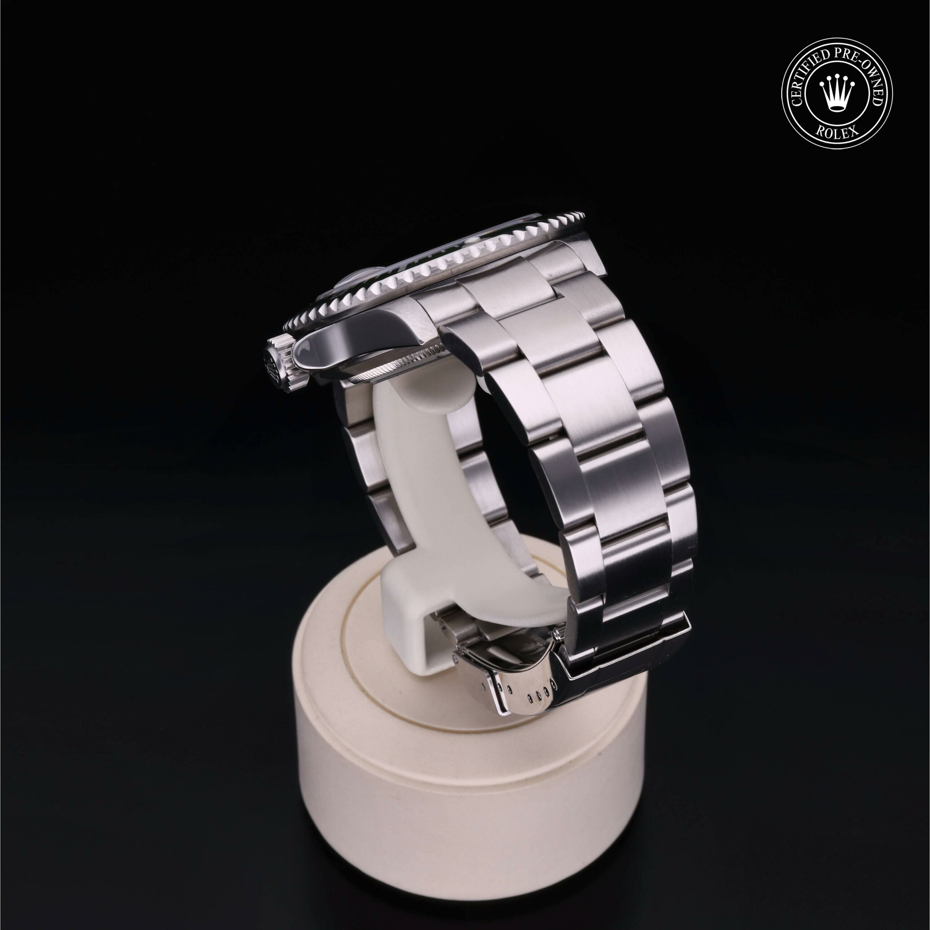Rolex Oyster Perpetual Submariner Date in Steel M16610LV-0002 at Ferret - view 16
