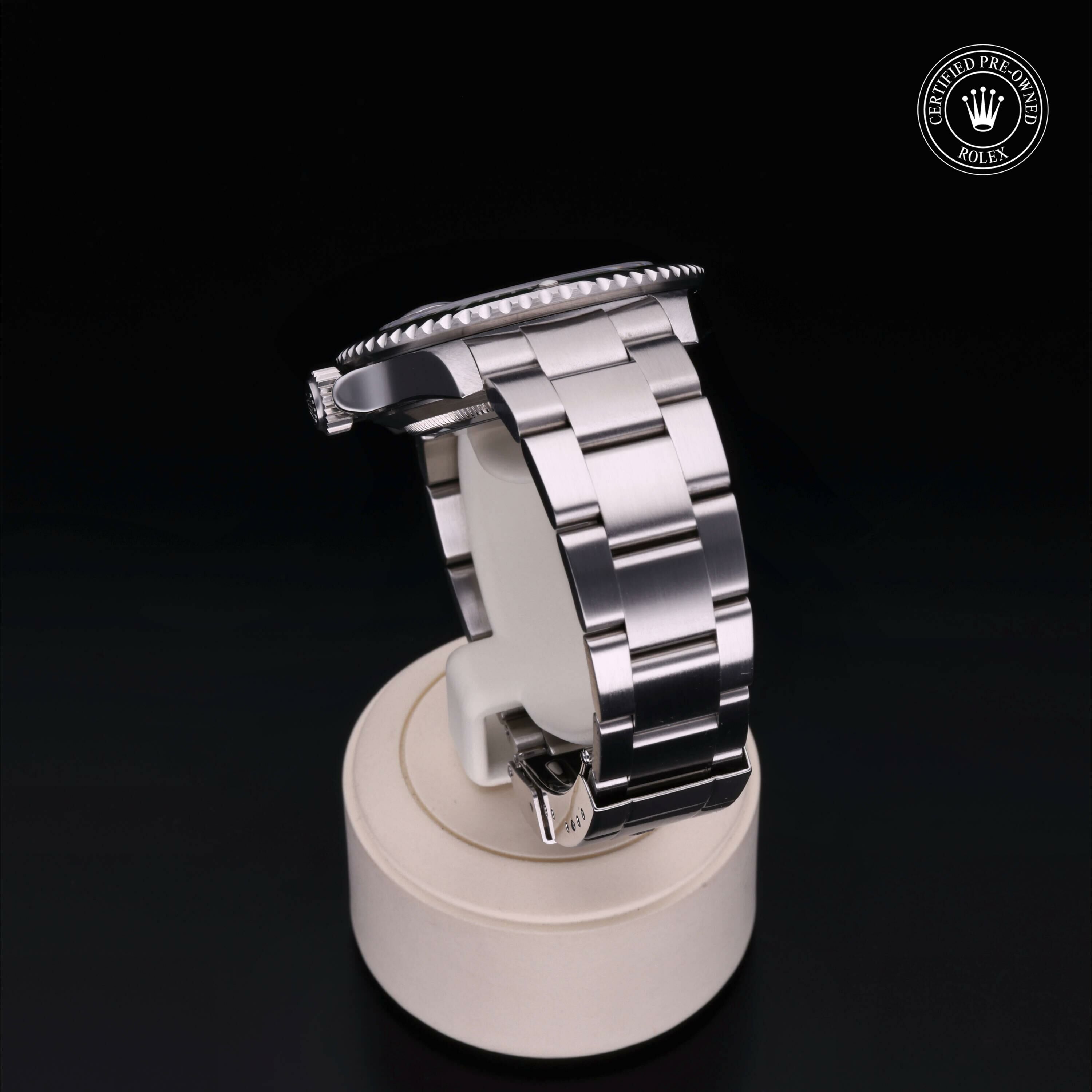 Rolex Oyster Perpetual Submariner Date in Steel M16610LV-0002 at Ferret - view 17