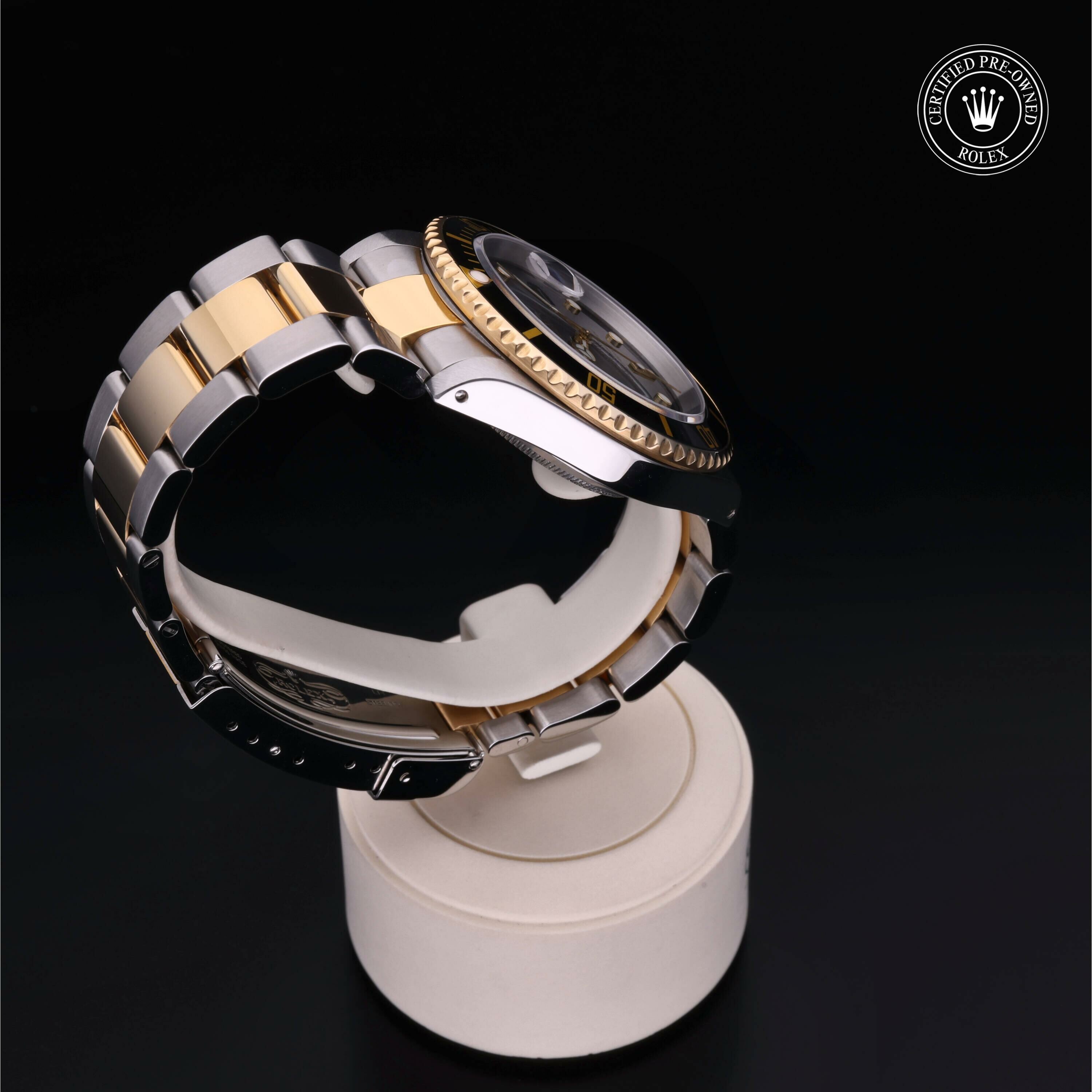 Rolex Oyster Perpetual Submariner Date in Rolesor 18 Carat Yellow M16613LN-0005 at Ferret - view 25