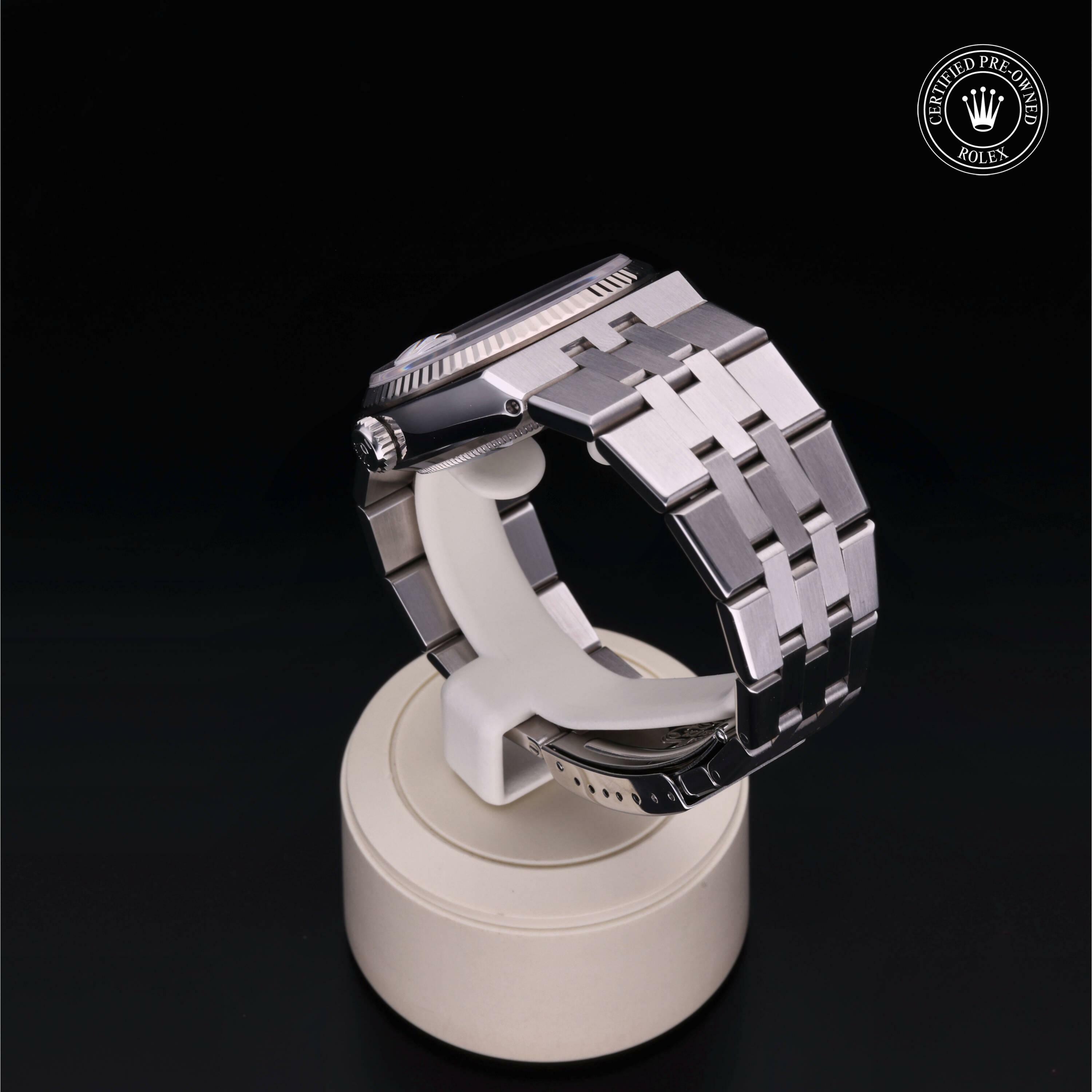 Rolex Oyster Perpetual Datejust 36 in Rolesor 18 Carat White M17014-0005 at Ferret - view 15