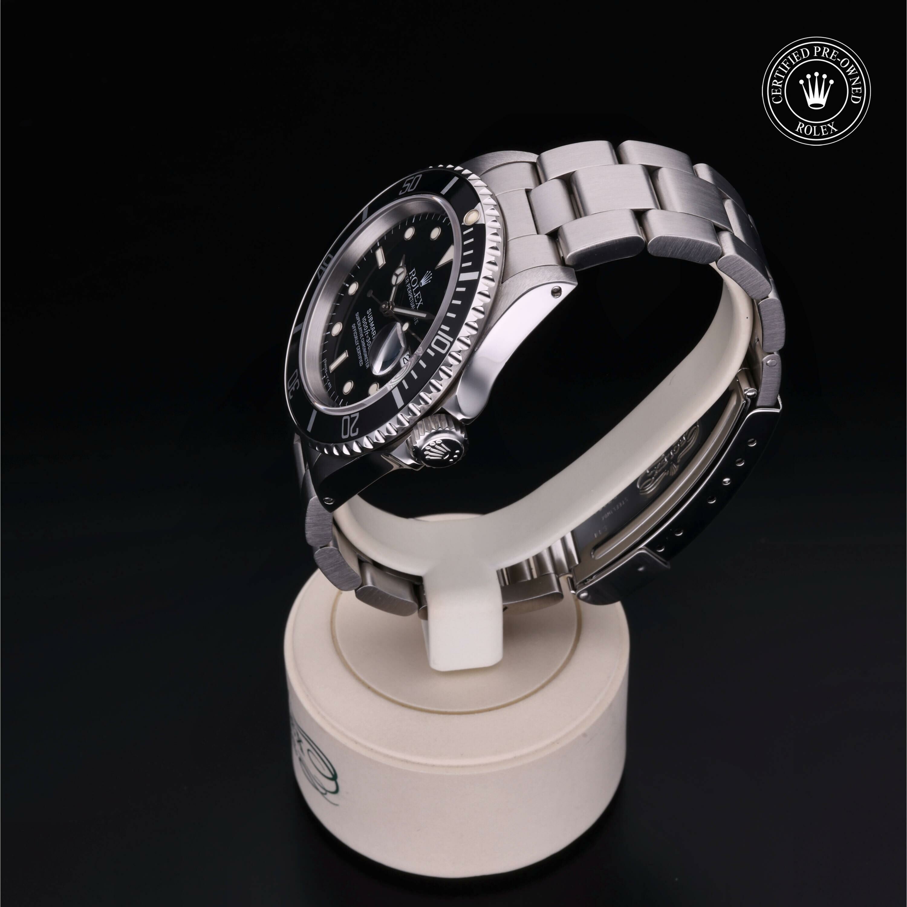 Rolex Oyster Perpetual Submariner Date in Steel M16610-0004 at Ferret - view 9