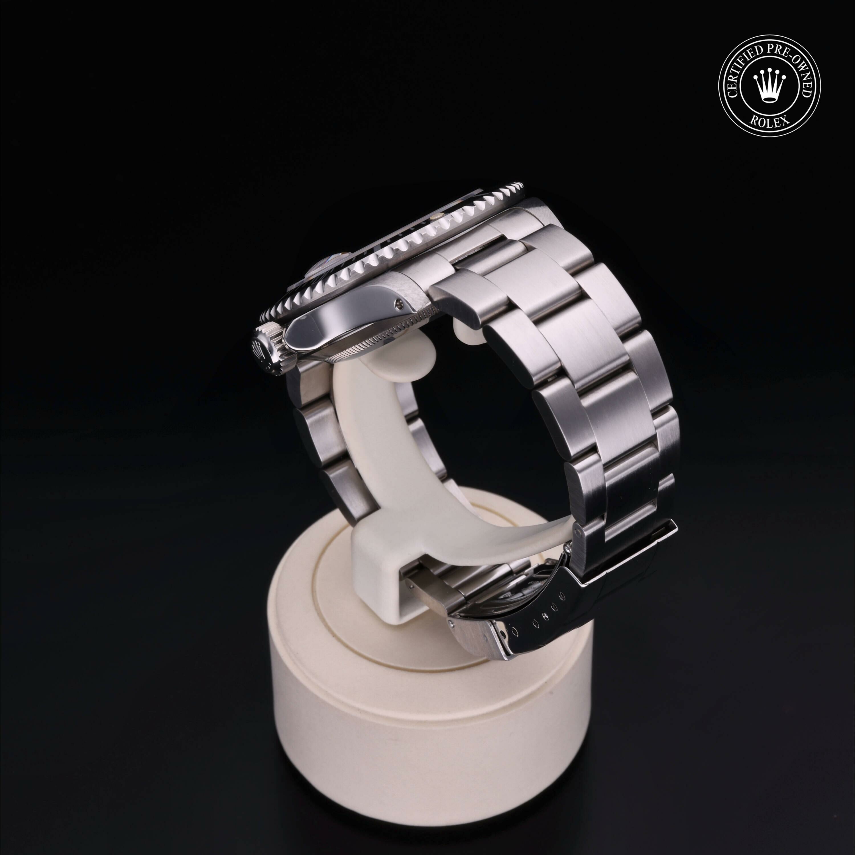 Rolex Oyster Perpetual Submariner Date in Steel M16610-0004 at Ferret - view 15