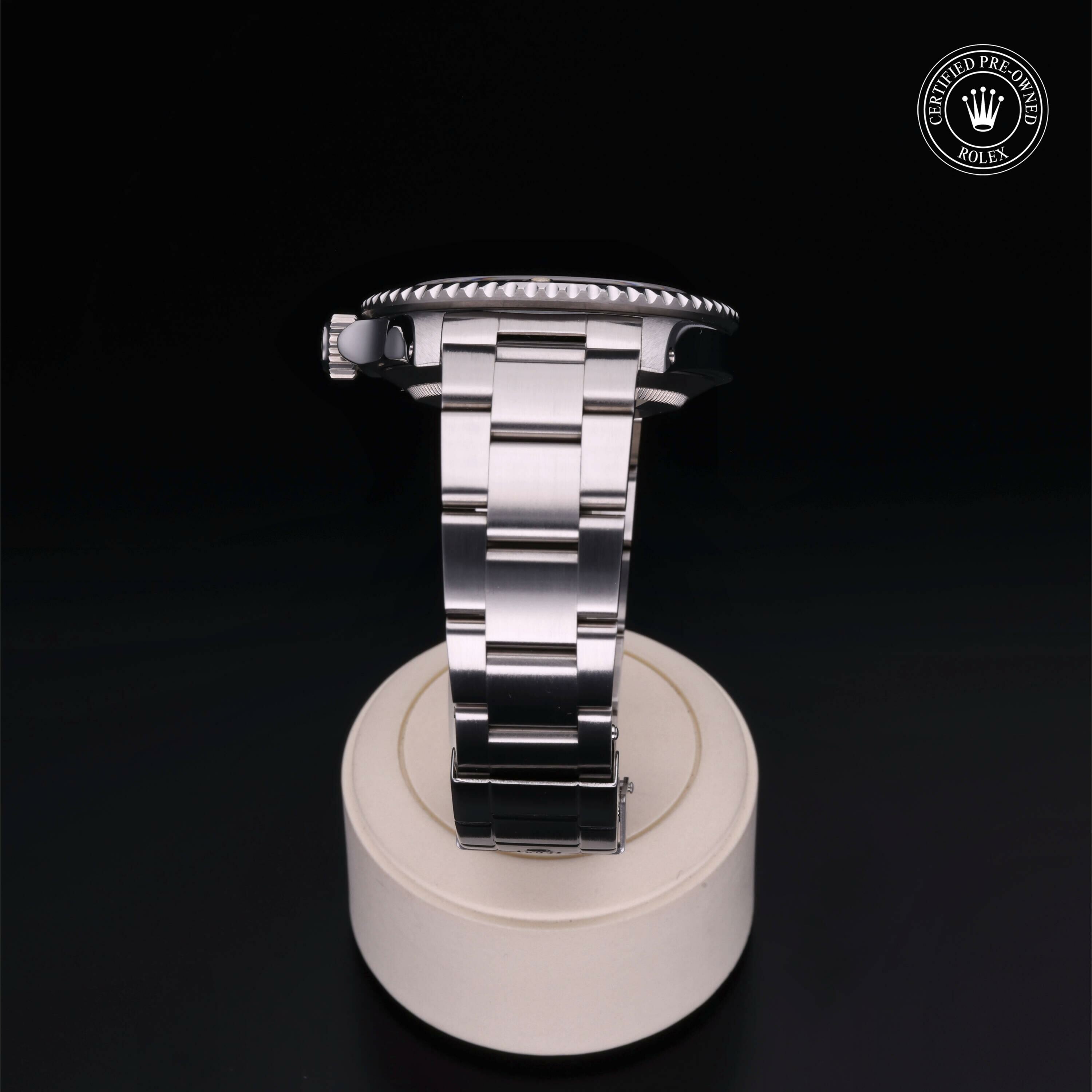 Rolex Oyster Perpetual Submariner Date in Steel M16610-0004 at Ferret - view 19