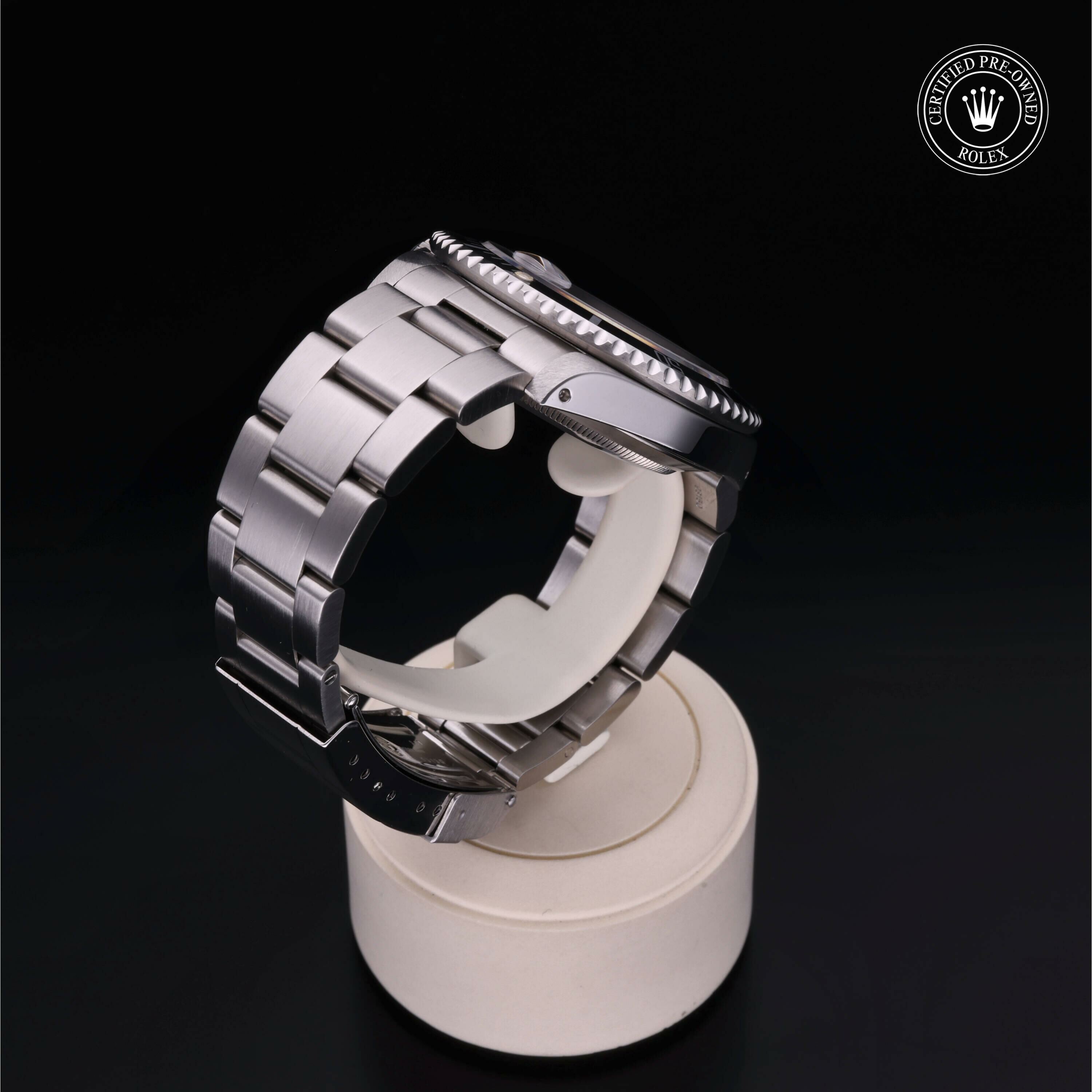Rolex Oyster Perpetual Submariner Date in Steel M16610-0004 at Ferret - view 23