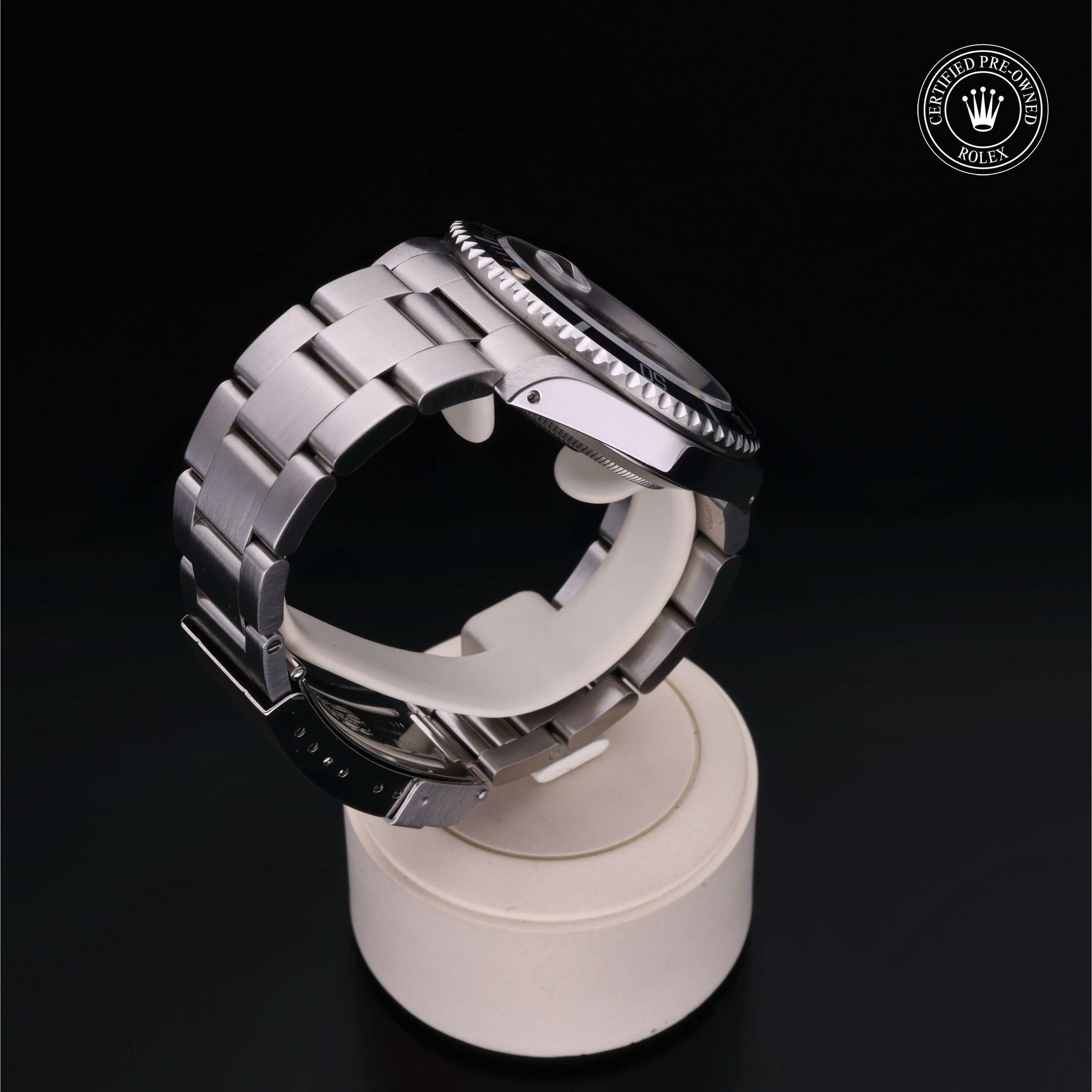Rolex Oyster Perpetual Submariner Date in Steel M16610-0004 at Ferret - view 24