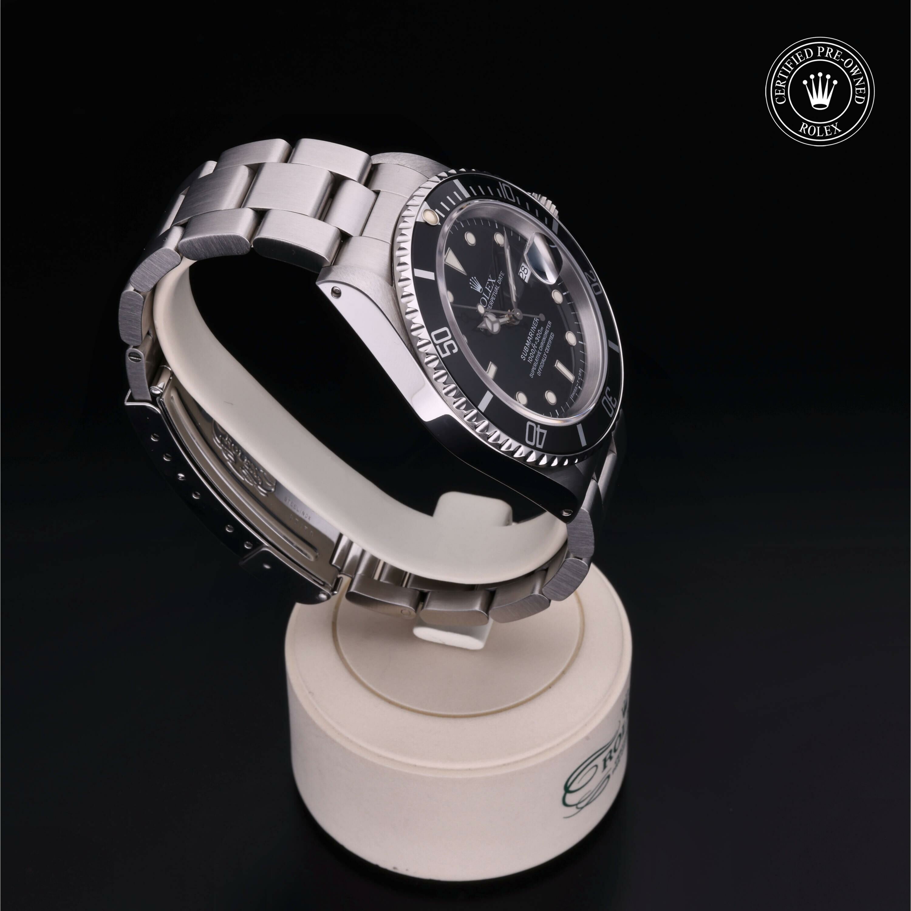 Rolex Oyster Perpetual Submariner Date in Steel M16610-0004 at Ferret - view 29