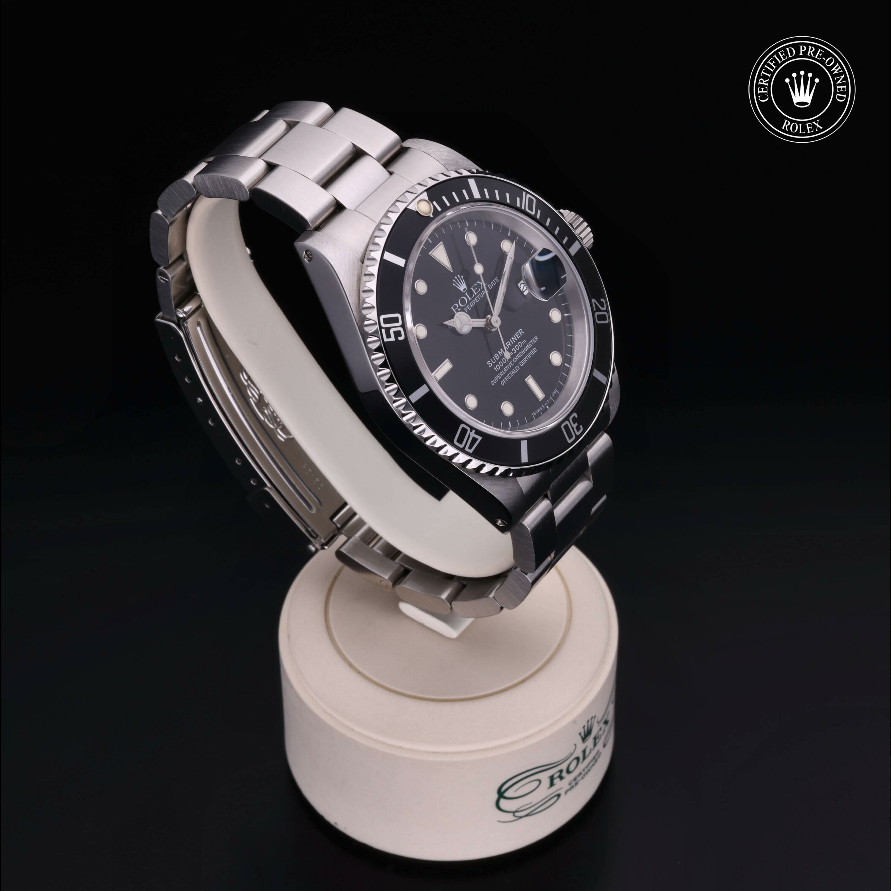 Rolex Oyster Perpetual Submariner Date in Steel M16610-0004 at Ferret - view 31