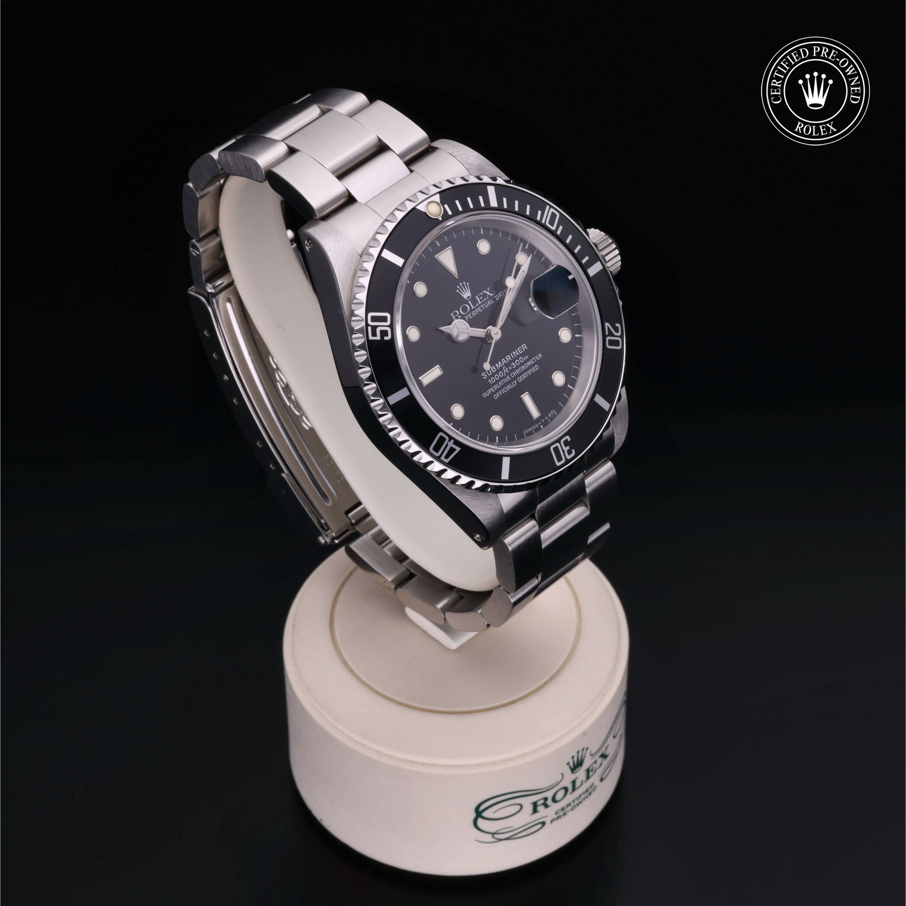 Rolex Oyster Perpetual Submariner Date in Steel M16610-0004 at Ferret - view 32