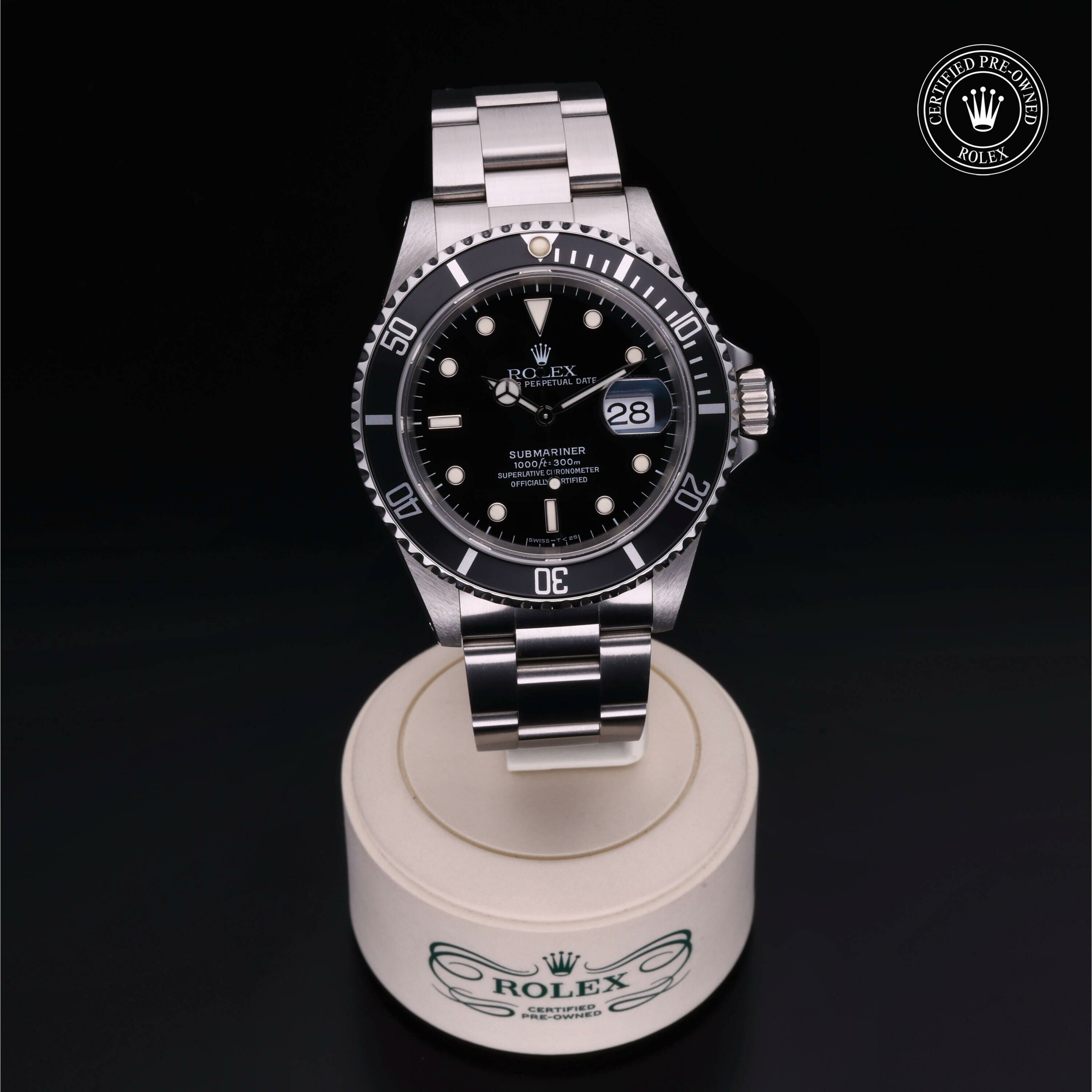 Rolex Oyster Perpetual Submariner Date in Steel M16610-0004 at Ferret - view 36