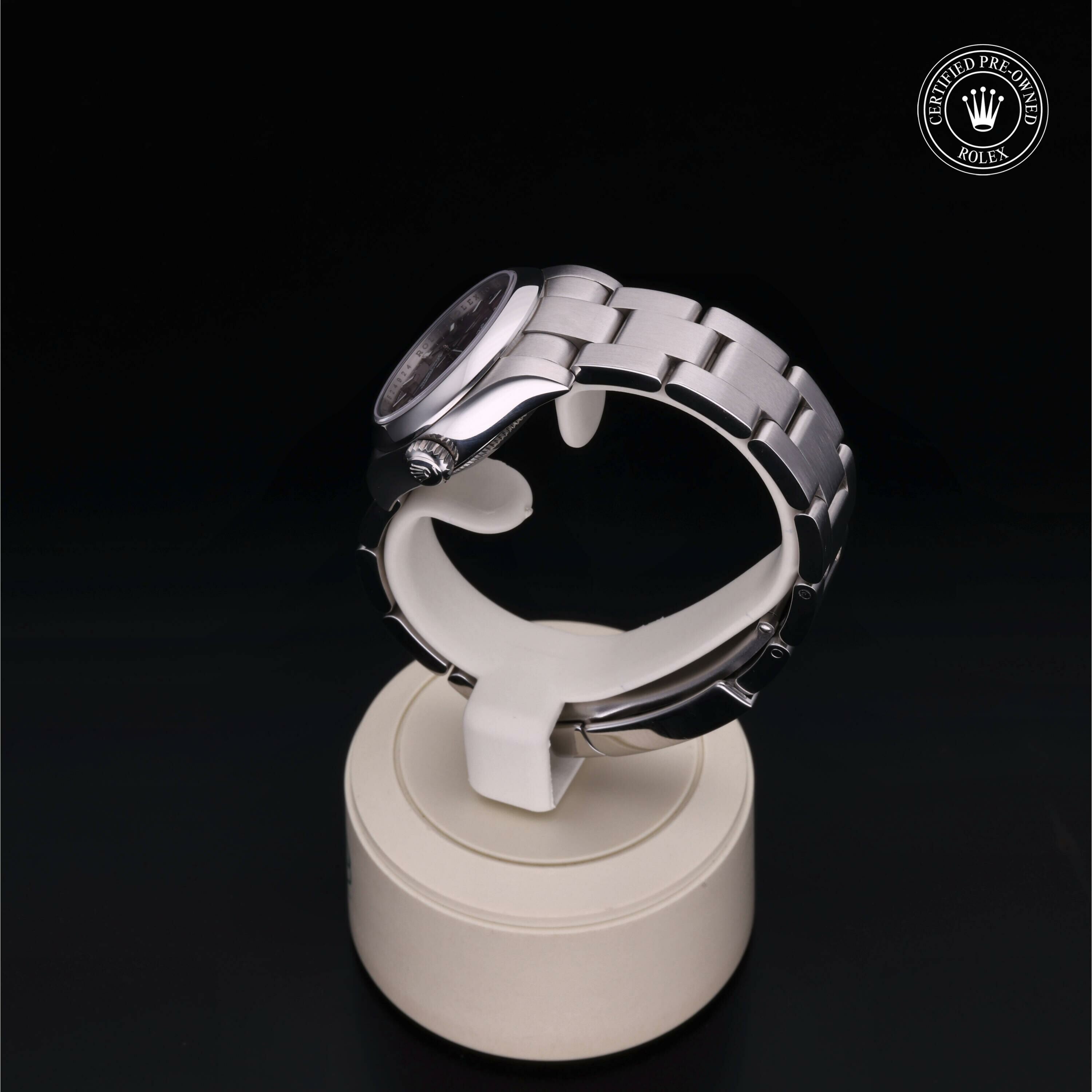 Rolex Oyster Perpetual 26 en Acier M176200-0003 chez Ferret - vue 12