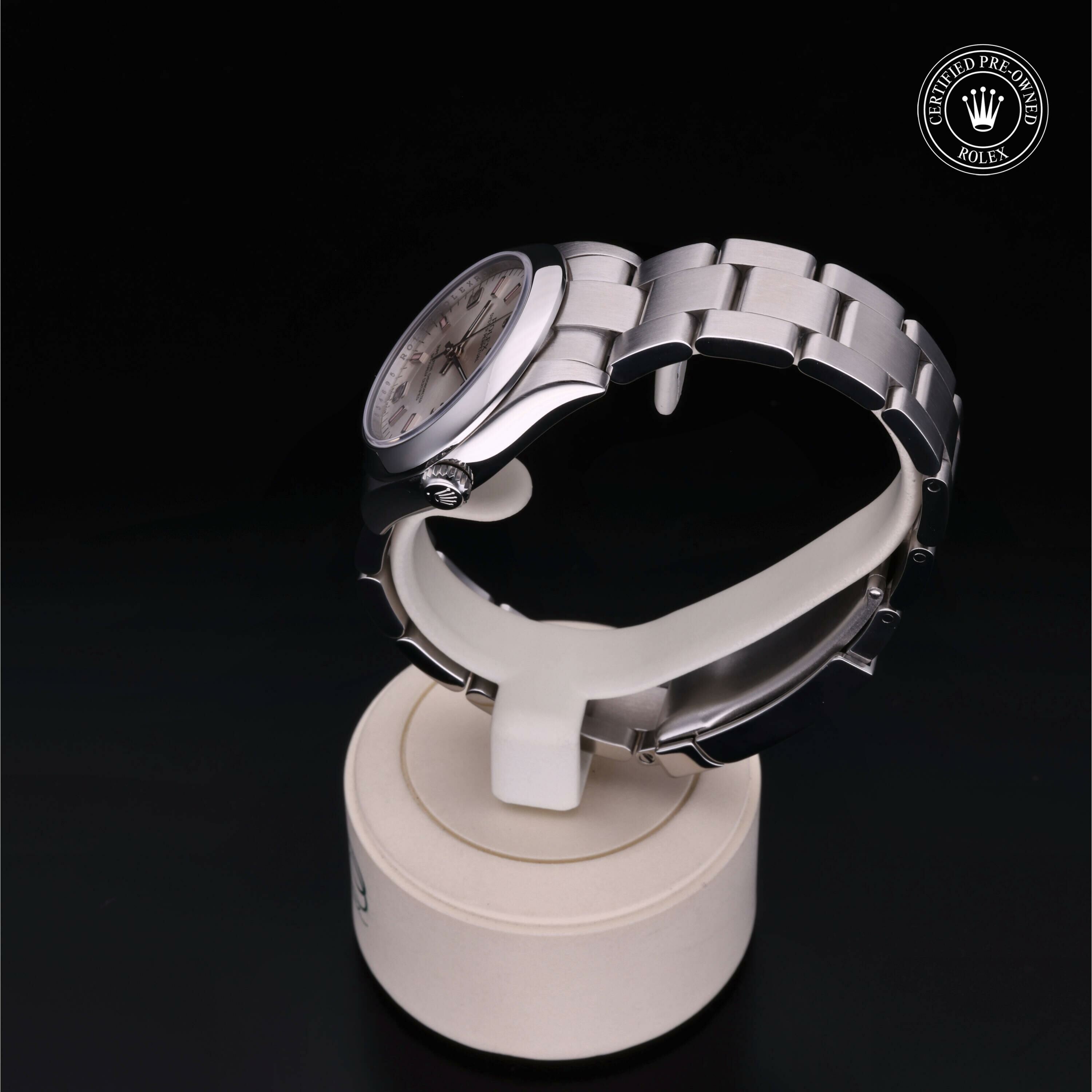 Rolex Oyster Perpetual 31 en Acier M177200-0009 chez Ferret - vue 11