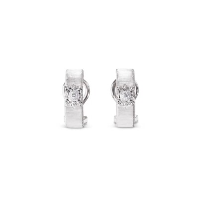 Boucles d'oreilles Buccellati Macri Classica en or blanc et diamants