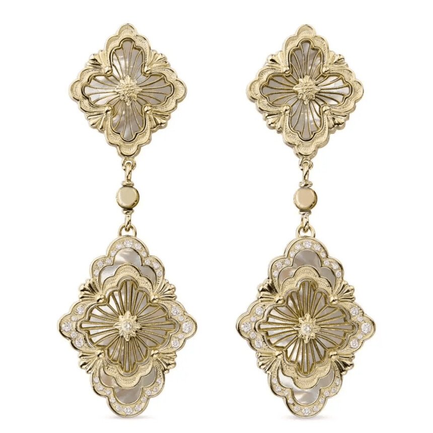 Buccellati Opera Tulles earrings in yellow gold and mother-of-pearl