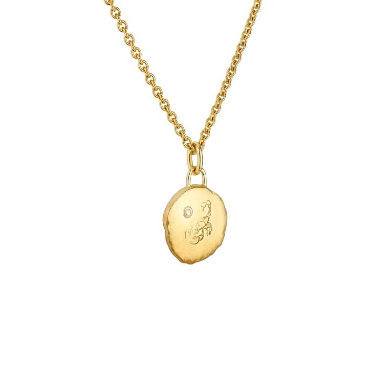 Arthus Bertrand Astro Scorpio 15mm Necklace and Forçat Limé Chain in yellow gold 40cm