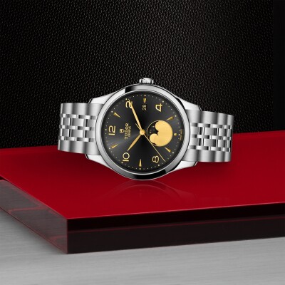 Tudor 1926 Luna watch, stainless steel case, 39 mm, moonphase indicator