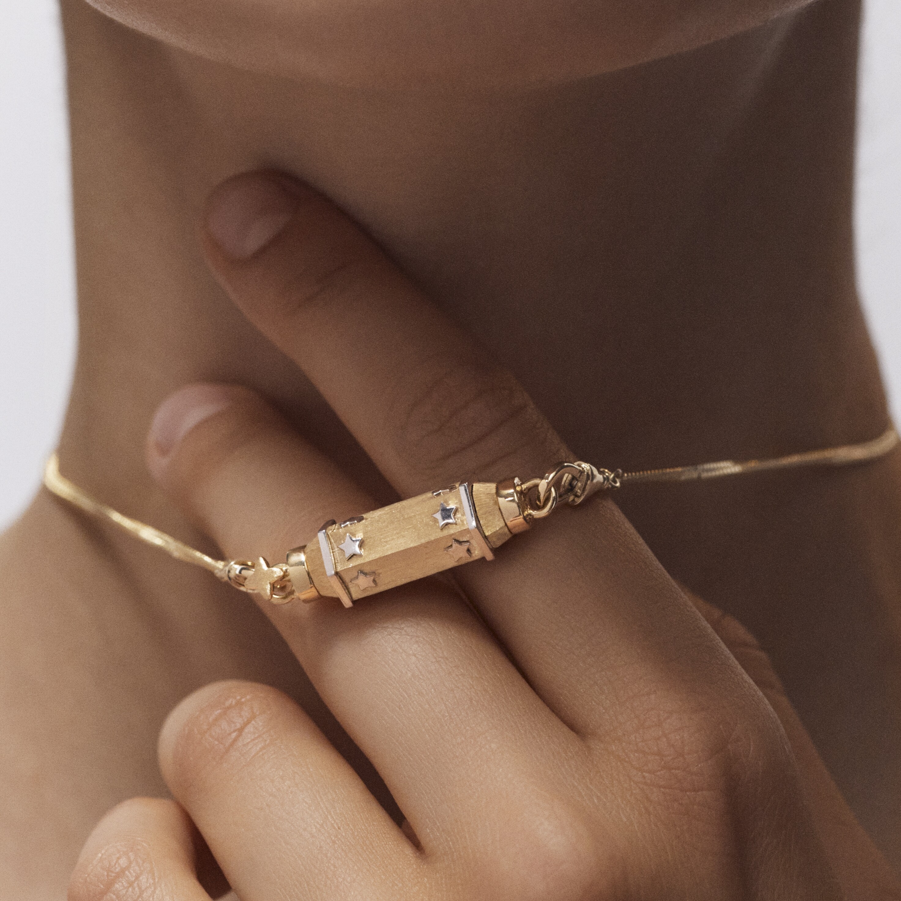 Baby Locket Marie Lichtenberg Star 37cm vue 3