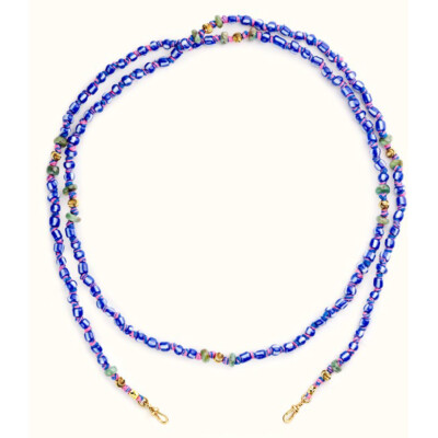 Lien Marie Lichtenberg Mauli Beads Ghana Bleu et blanc 73cm