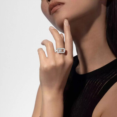 Bague Messika So Move pavée en or blanc et diamants