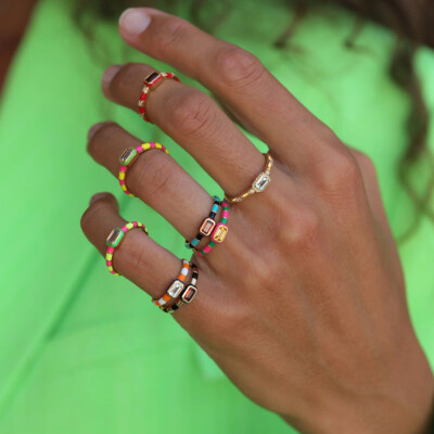 NeverNot ‘Grab n Go’ Ring – Ready 2 Radiate in yellow gold with blue topaz and diamonds