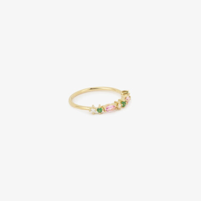 Bague Sophie d'Agon Gaia 2 Pivoine en or jaune, saphirs roses, tsavorites et diamants blancs.