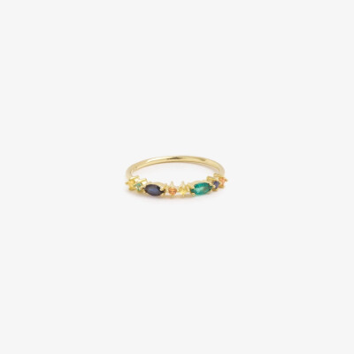 Bague Sophie d’Agon Gaia 3 verte en or jaune, émeraude, saphirs jaunes, saphirs bleu marine et saphirs cognac
