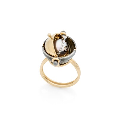 Elie Top Compagnie Céleste Sphere Ring with Akoya pearl