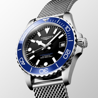 Longines Hydroconquest 39mm Lacquered Black Dial Blue Bezel Watch