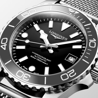 Longines Hydroconquest 39mm Lacquered Black Dial Watch dark bezel