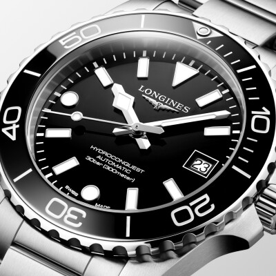 Longines Hydroconquest 39mm Lacquered Dark Dial Watch