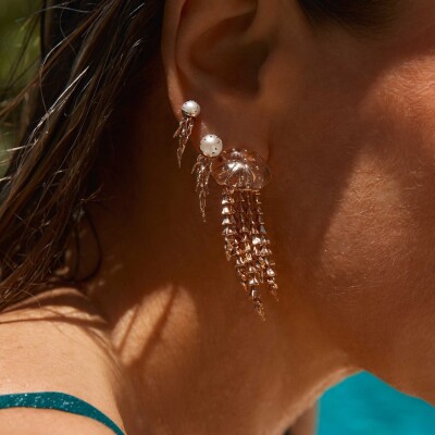 Bibi van der Velden Waves mini Jellyfish Single Earring in Rose Gold, Diamonds, and Akoya Pearl