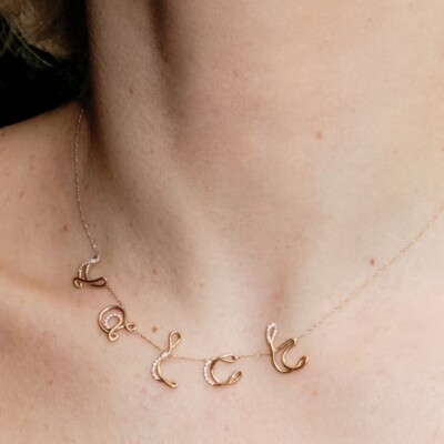 Collier Charlotte CHESNAIS Alphajoaillerie Lettre G en or jaune et diamants