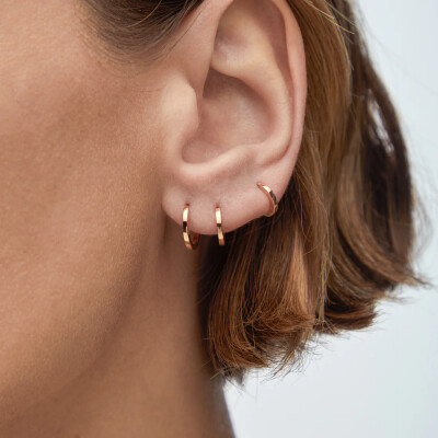 Mellerio Muses 9mm Rose Gold Earrings