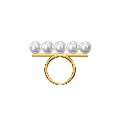 Tasaki Balance Ring in yellow gold with Akoya pearls