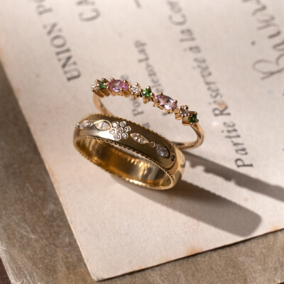 Sophie d'Agon Gaia 2 Peony ring in yellow gold, pink sapphires, tsavorites, and white diamonds.
