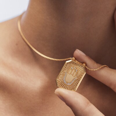Collier Marie Lichtenberg Scapulaire Main en or jaune et diamants 44cm