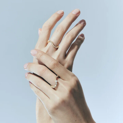 Sophie Bille Brahe Ocean Sky Ring in Yellow Gold and Diamonds