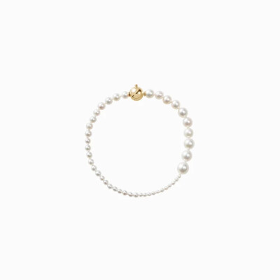 Bracelet Sophie Bille Brahe Petite Peggy en or jaune et perles d'eau douce