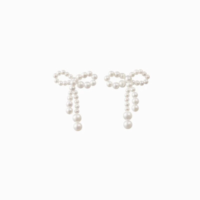Boucles d'oreilles Sophie Bille Brahe Rosette de Perles en or jaune et perles