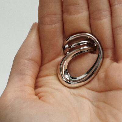 Bague Charlotte CHESNAIS Round Trip Blow en argent