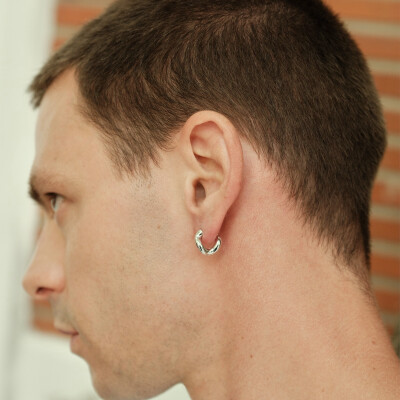 Boucles d'oreilles Charlotte CHESNAIS petit Wave en argent